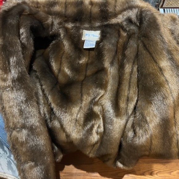 Fur lined Jean jacket - Picture 3 of 3